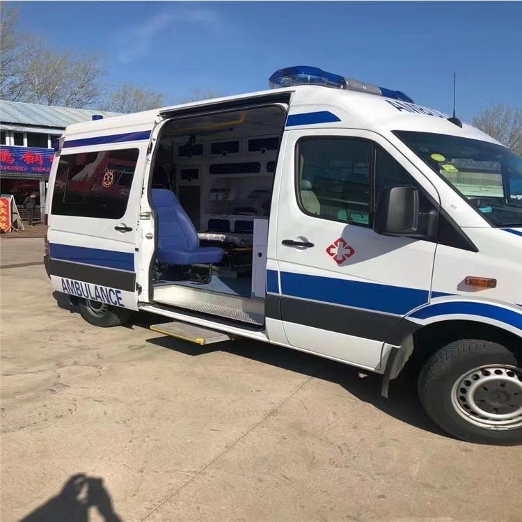 云浮私人长途救护车出租转院回家