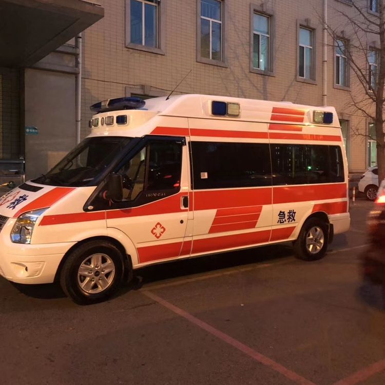 云浮夜间租赁救护车护送病人转院：安全转运的 8 大核心注意事项